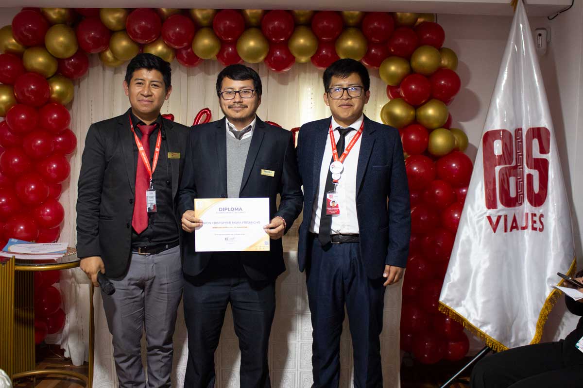 Trabaja con nosotros