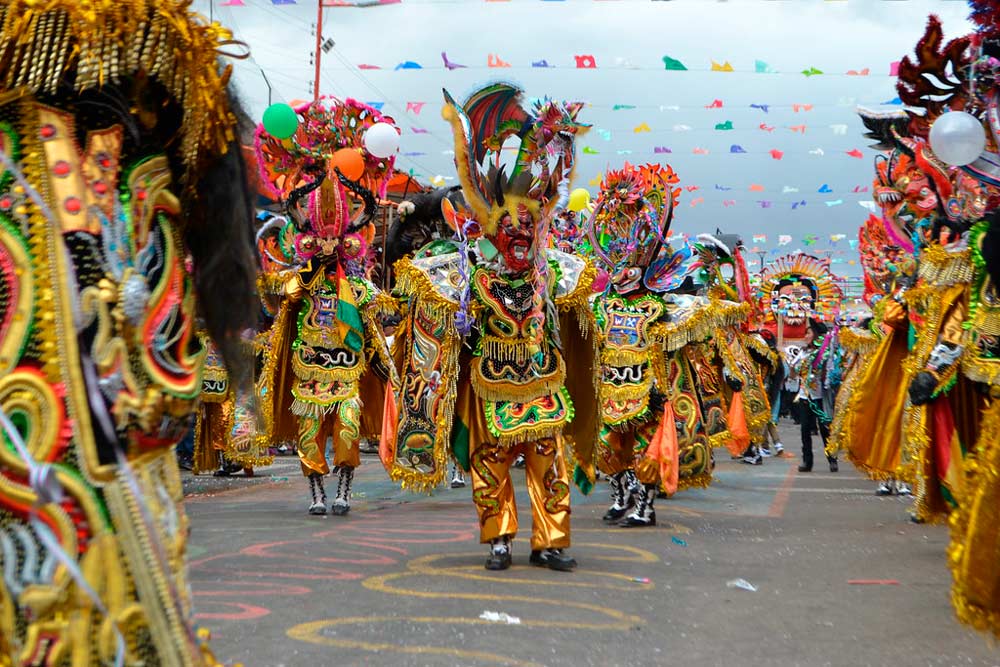 Oruro ou Rio de Janeiro? A batalha definitiva pelo título de Melhor Carnaval do Mundo
