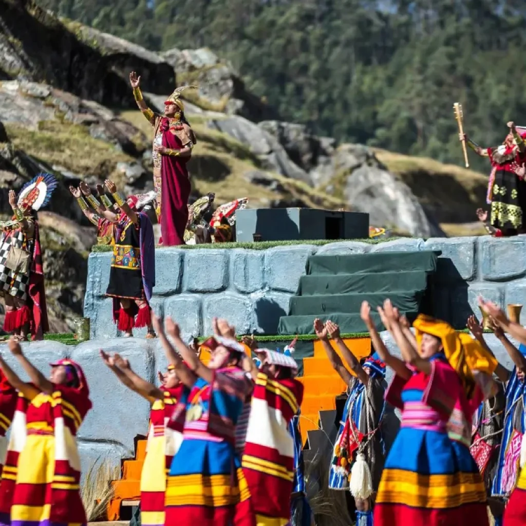 Inti Raymi La Fiesta del Sol Una guía para vivir la experiencia completa
