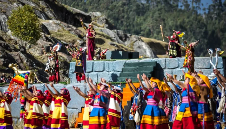 Inti Raymi La Fiesta del Sol Una guía para vivir la experiencia completa