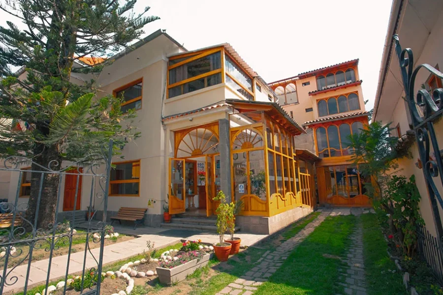 Hotel Centenario Inn